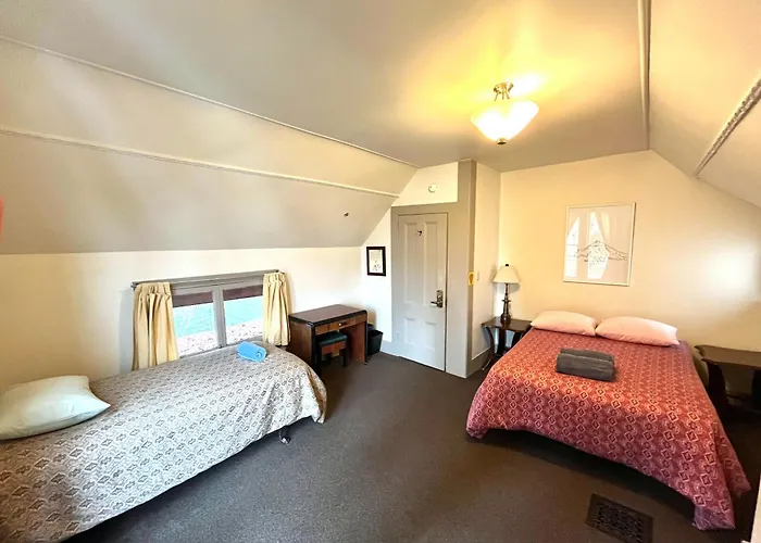 Northwest Portland Hostel